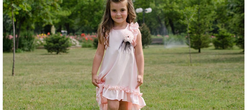 Детската рокля - кралицата на момичешкия гардероб