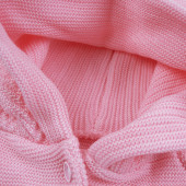 Жилетка с качулка от плетиво в розово 3