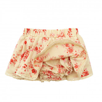 Пола-шорти в цвят капучино на цветя