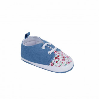Меки бебешки пантофки в синьо и бяло