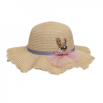 Детска лятна капела с пандела в бежово