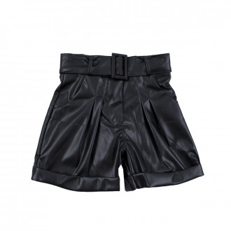 Къси панталони от екокожа в черно
