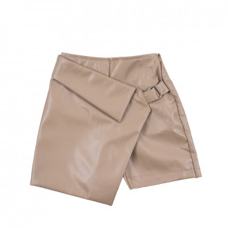 Пола-панталон от екокожа в цвят капучино